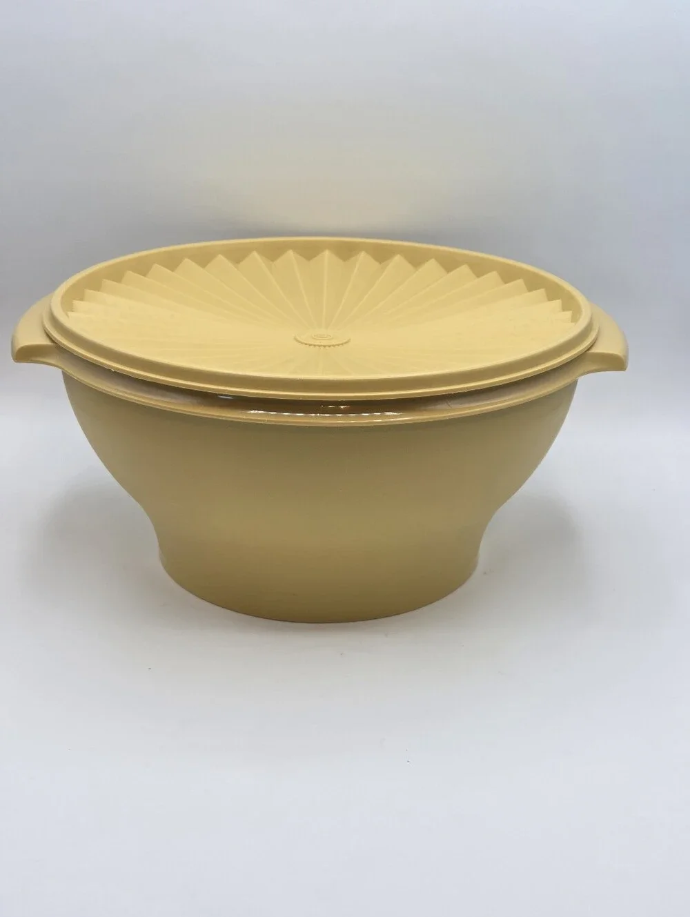 Vintage Tupperware Servalier Harvest Gold Large Salad Serving Bowl